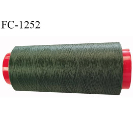Cone de fil 2000 m mousse polyester n° 110 polyester couleur vert kaki longueur 2000  mètres bobiné en France