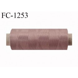 Bobine de fil 500 m mousse polyester n° 110 polyester couleur bois de rose clair longueur 500  mètres bobiné en France