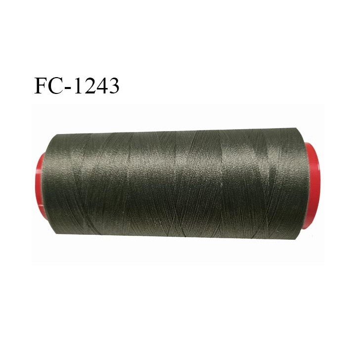 Cone de fil 5000 m mousse polyester n° 110 polyester couleur vert kaki longueur 5000  mètres bobiné en France