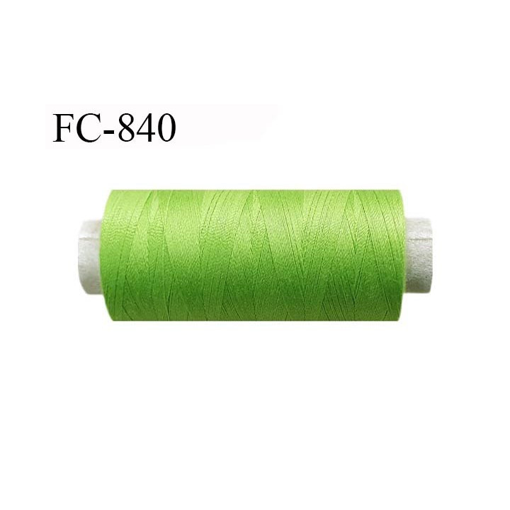 Bobine 1000 m fil Polyester n° 120 couleur vert pistache 1000 mètres fil européen bobiné en Europe ou France certifié oeko tex