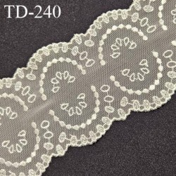 Dentelle broderie 8 cm haut de gamme largeur 8 cm couleur perle prix pour un mètre