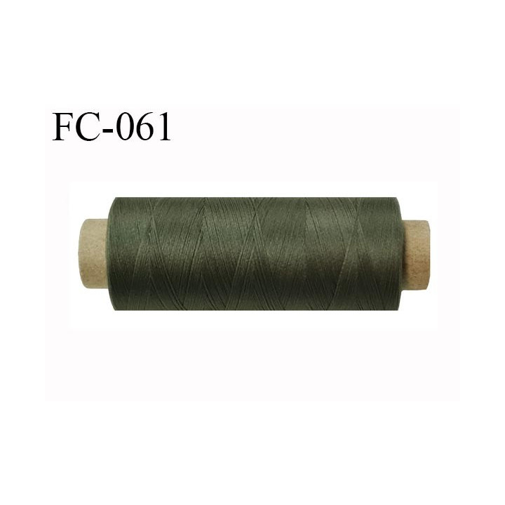 bobine de fil polyester texturé couleur vert kaki longueur 500 mètres largeur de la bobine 5.5 cm fabriqué en France