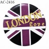 Pin's décor ornement couleur noir et violet inscription London Love diamètre 30 mm épaisseur 4 mm prix à la pièce