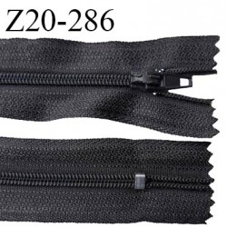 Fermeture zip 20 cm non séparable couleur gris anthracite glissière nylon largeur 5 mm longueur 20 cm