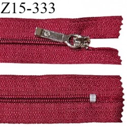 Fermeture zip 15 cm couleur rouge foncé non séparable curseur métal longueur 15 cm largeur 2.5 cm largeur du zip 4 mm