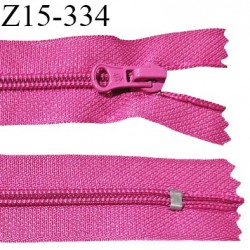 Fermeture zip 15 cm couleur rose non séparable largeur 2.7 cm glissière nylon largeur 4.5 mm longueur 15 cm prix à l'unité