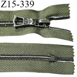 Fermeture zip 15 cm couleur vert kaki non séparable curseur métal longueur 15 cm largeur 2.7 cm