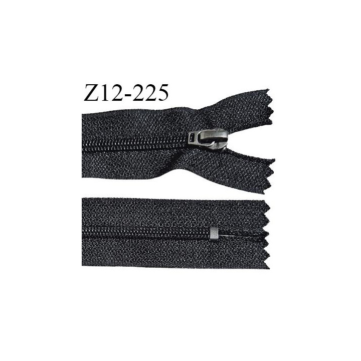 Fermeture 12 cm couleur noir non séparable curseur métal longueur 12 cm largeur 3.2 cm largeur du zip 5 mm prix à l'unité