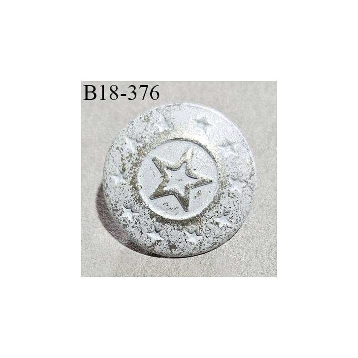 Bouton 18 mm couleur blanc et doré light accroche avec un anneau diamètre 18 mm épaisseur 2 mm prix à la pièce