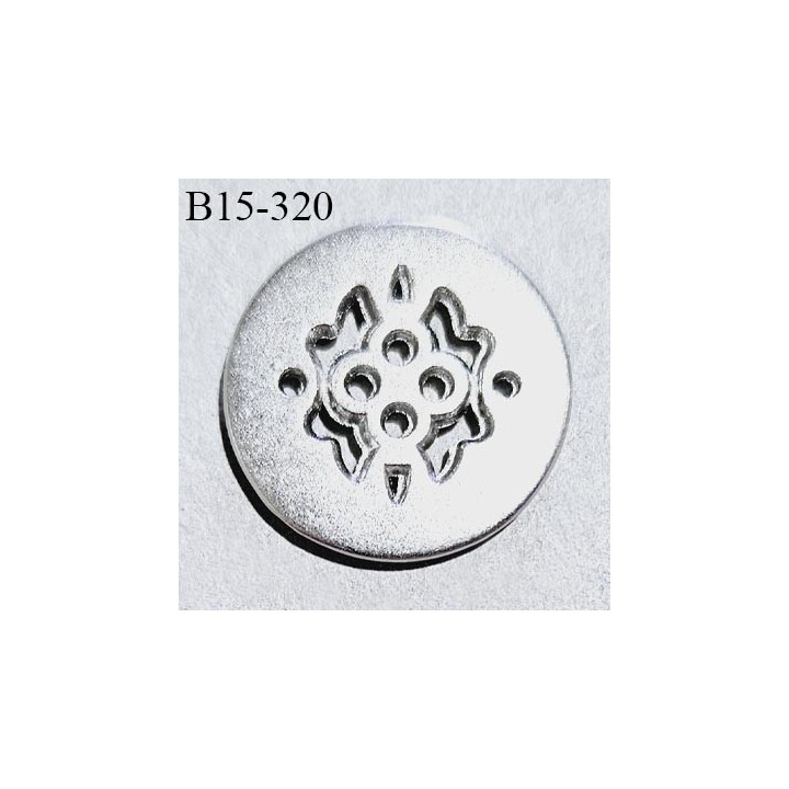 Bouton 15 mm en métal couleur argent avec motifs 4 trous diamètre 15 mm épaisseur 2 mm prix à l'unité