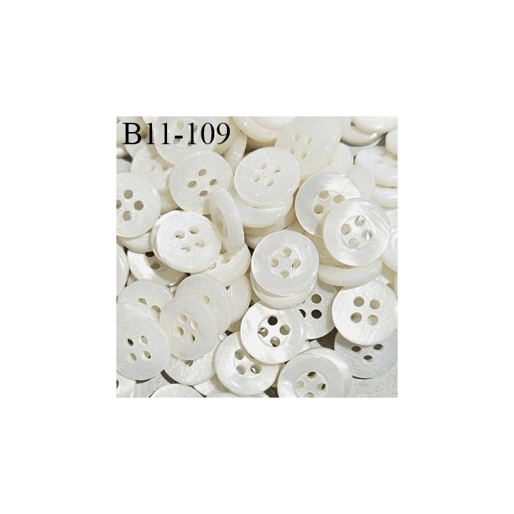 Bouton 11 mm écru nacré 4 trous diamètre 11 mm épaisseur 2.5 mm prix à la pièce