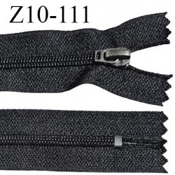 Fermeture zip 10 cm non séparable couleur noir longueur 10 cm largeur 3.2 cm glissière nylon curseur métal