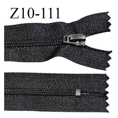 Fermeture zip 10 cm non séparable couleur noir longueur 10 cm largeur 3.2 cm glissière nylon curseur métal