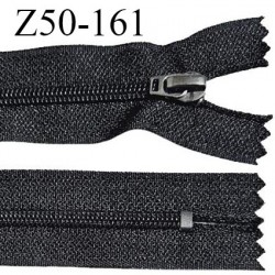 Fermeture 50 cm couleur noir non séparable curseur métal longueur 50 cm largeur 3.2 cm largeur du zip 7 mm prix à l'unité