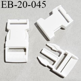 Boucle clip en plastique noir passage pour une sangle de 20 mm de largeur passant coulissant largeur total 26 mm