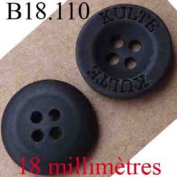 bouton 18 mm couleur noir mat avec inscription KULTE 4 trous diamètre 18 mm
