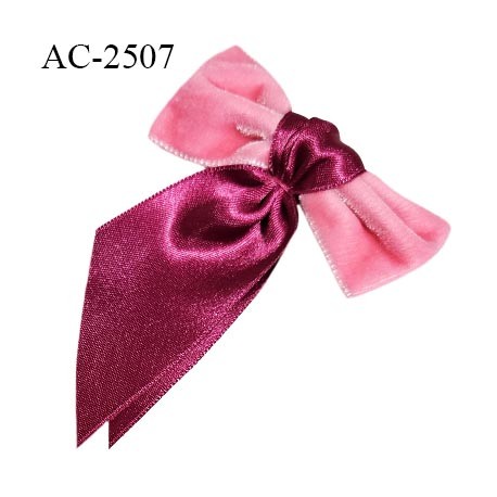 Accessoire décor ornement noeud velours rose avec pans satin bordeaux largeur 7 cm hauteur totale 10 cm prix à l'unité