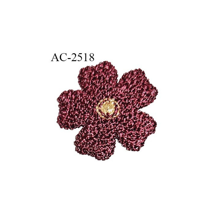 Décor lingerie et autres 25 mm haut de gamme fleur brodée bordeaux avec centre doré longueur 25 mm prix à l'unité