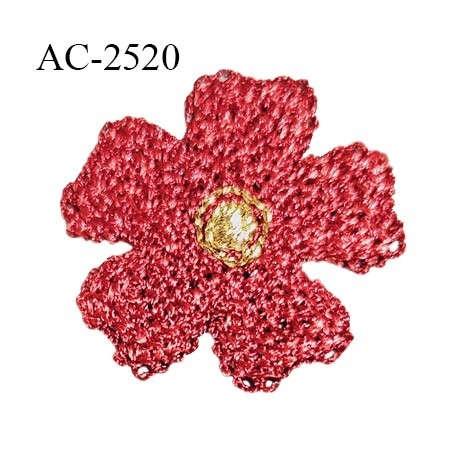 Décor lingerie et autres 25 mm haut de gamme fleur brodée rouge avec centre doré longueur 25 mm prix à l'unité