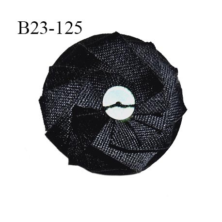 Bouton 23 mm recouvert de tissu noir avec un sequin au centre diamètre 23 mm accroche avec un anneau prix à la pièce