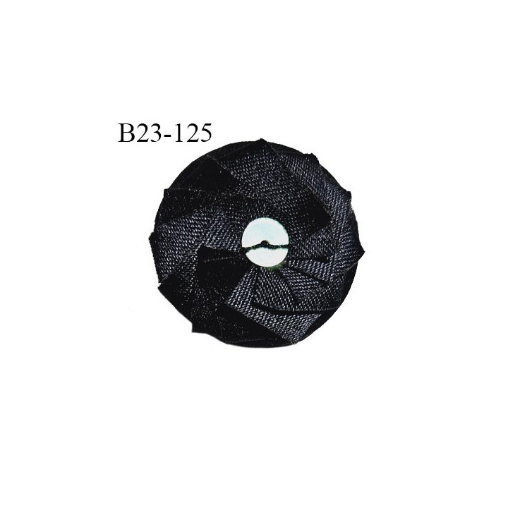 Bouton 23 mm recouvert de tissu noir avec un sequin au centre diamètre 23 mm accroche avec un anneau prix à la pièce