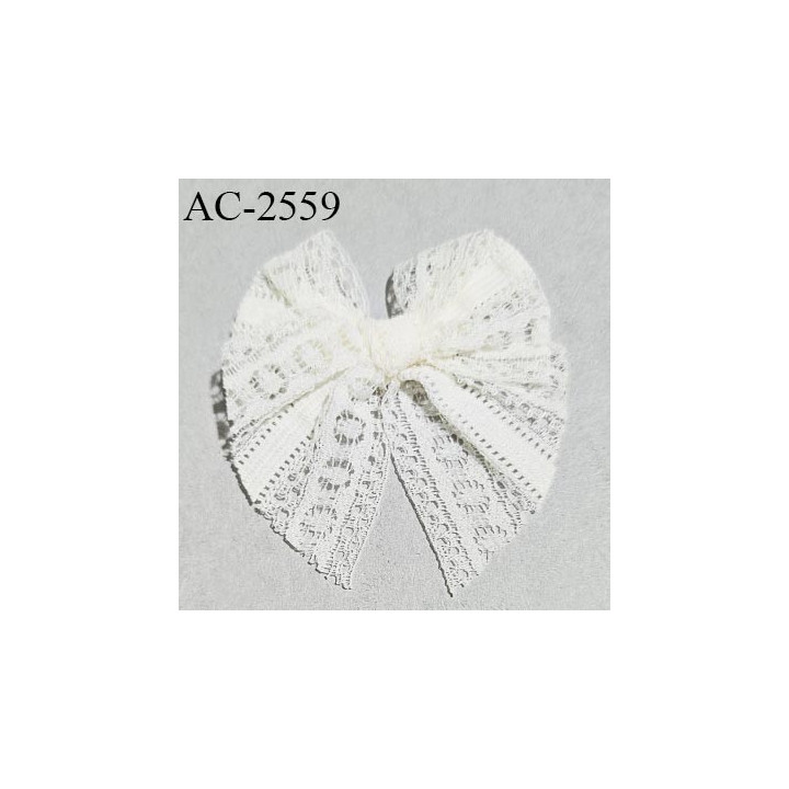 Noeud lingerie 50 mm haut de gamme en dentelle couleur écru largeur 50 mm hauteur 60 mm prix à l'unité