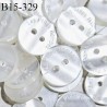 Bouton 15 mm pvc couleur naturel nacré inscription Les ptites bombes 2 trous diamètre 15 mm épaisseur 2.5 mm prix à l'unité