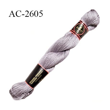 Echevette de coton perlé DMC 100% coton n°5 couleur mauve prix pour une échevette de 25 g soit environ 112 mètres