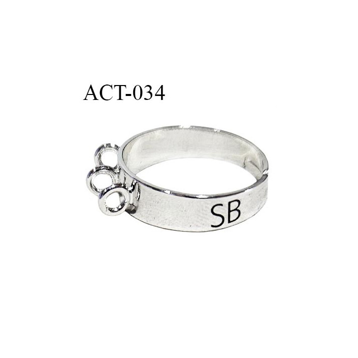 Bague métal réglable couleur argent avec inscription SB et 3 anneaux pour ajouter des décors ou pampilles