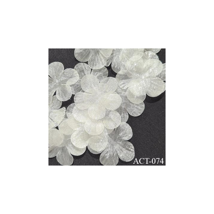 Décor ornement lingerie et autres fleur synthétique style organza couleur naturel irisé très fin diamètre 35 mm prix à la pièce