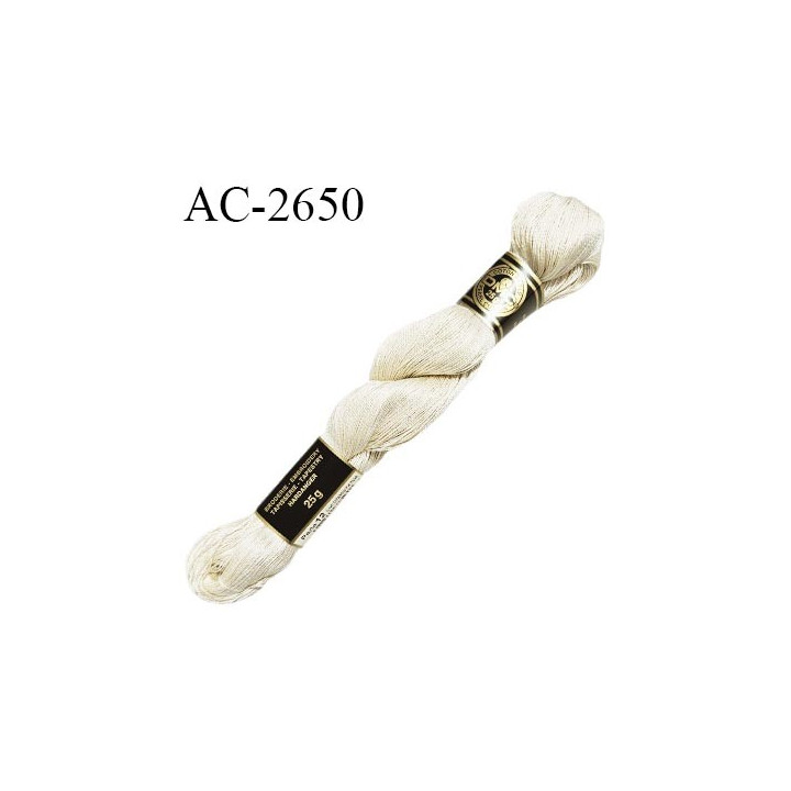 Echevette de coton perlé DMC 100% coton n°12 couleur crème prix pour une échevette de 25 g soit environ 300 mètres