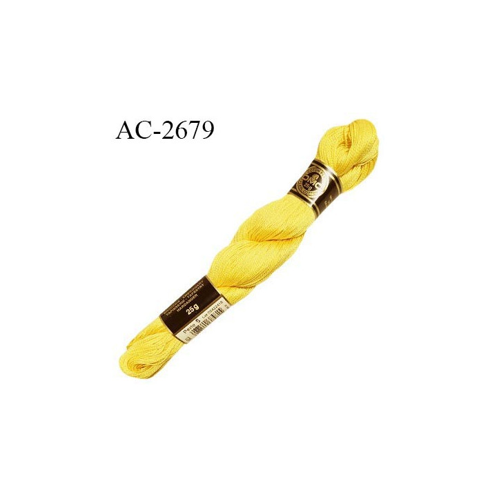 Echevette de coton perlé DMC 100% coton n°12 couleur jaune prix pour une échevette de 25 g soit environ 300 mètres