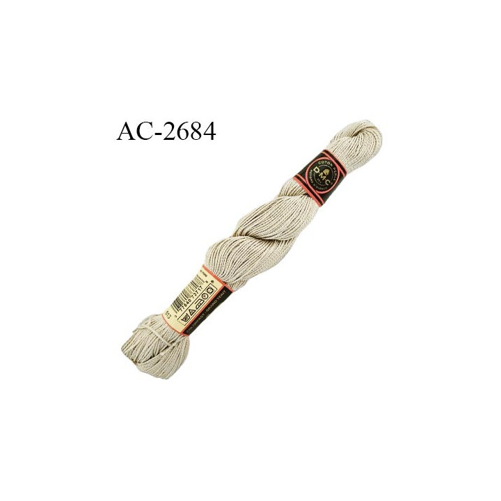Echevette de coton perlé DMC 100% coton n°5 couleur ficelle prix pour une échevette de 25 g soit environ 112 mètres