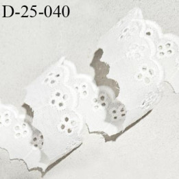 Dentelle anglaise 25 mm couleur blanc naturel largeur 25 mm prix au mètre