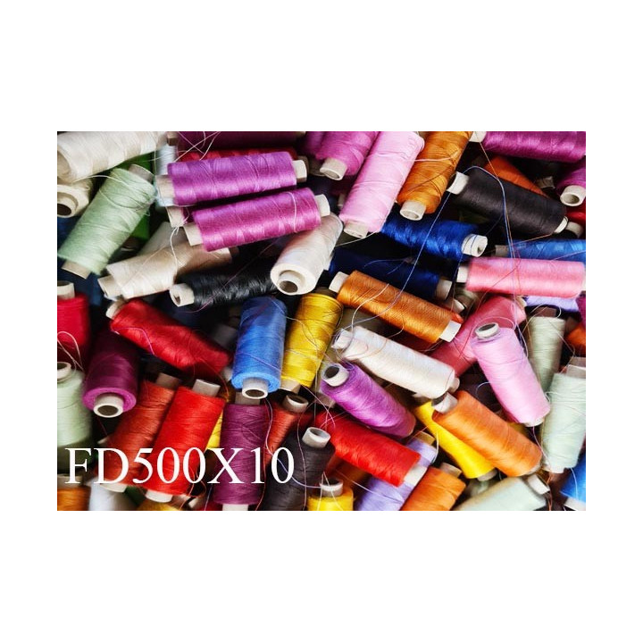 lot de 10 Bobines  surprise de 500 m de destockage  de fil  polyester 120 bobinés en France