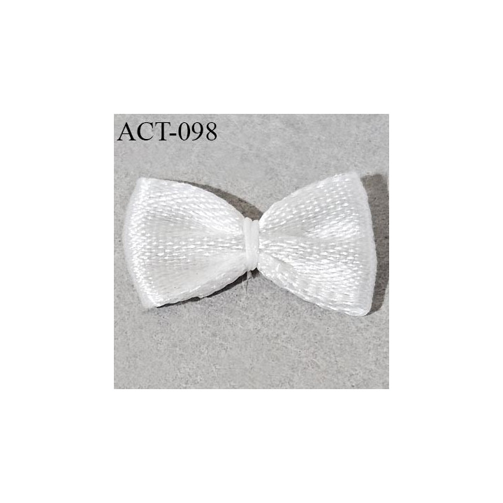 Noeud lingerie 15 mm haut de gamme en satin couleur blanc largeur 15 mm hauteur 8 mm prix à l'unité