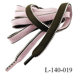 Lacet plat 140 cm couleur rouge largeur entre 8 et 10 mm longueur 140 cm embout gainé prix pour une paire