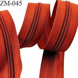 fermeture éclair de marque YKK au mètre couleur rouge un curseur au mètre largeur 27 mm largeur du zip 5 mm