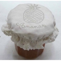 charlotte couvre pot à confiture à broder biais dentelle