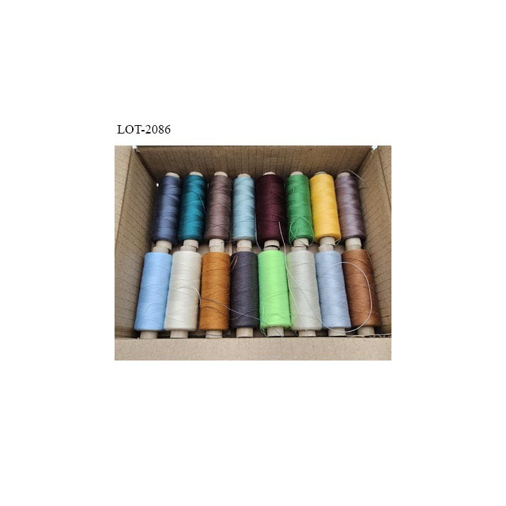 Lot de 32 bobines  longueur 500 m  fil couture machine à coudre et main fil polyester 120  bobiné en France
