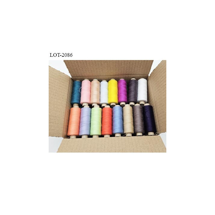 Lot de 32 bobines  longueur 500 m  fil couture machine à coudre et main fil polyester 120  bobiné en France