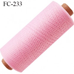 Bobine de fil mousse texturé polyester fil n°120 couleur rose bonbon longueur 500 mètres bobiné en France