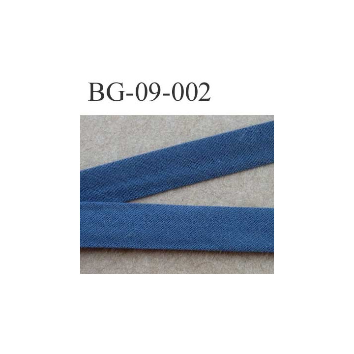 galon biais passe poil plié largeur 9 mm  2 rebords plié de 9 mm plus 2 rebords de 4 mm couleur bleu 100 % coton