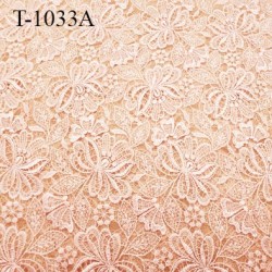 Tissu dentelle brodée couleur rosé chair sur tulle non extensible haut de gamme largeur 130 cm