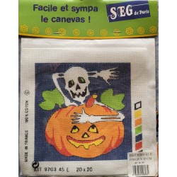 kit à broder HALLOWEEN SEG de Paris 20x20 cm Facile et sympa le canevas réf 9203 45E