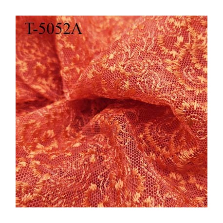 Dentelle brodée couleur gris sur tulle non extensible haut de gamme largeur 135 cm prix pour 10 cm de longueur