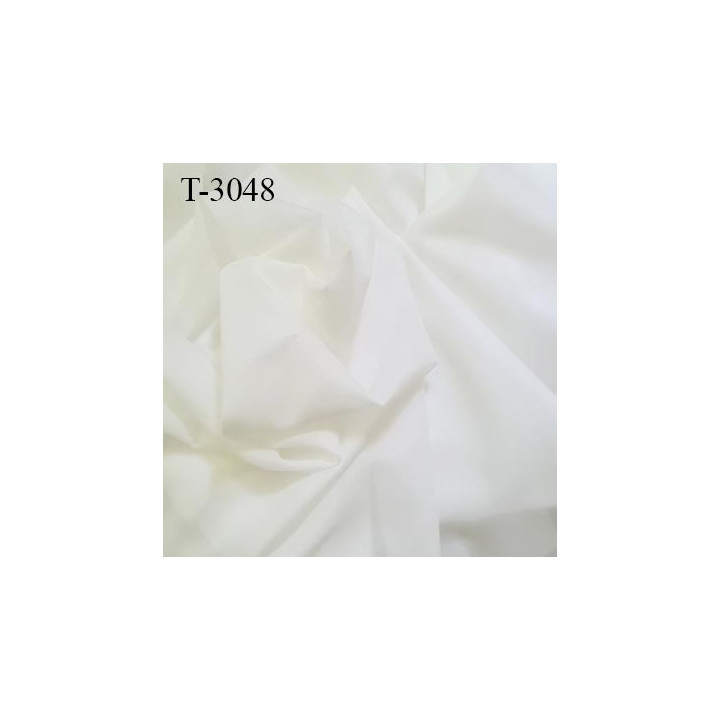 Entoilage thermocollant jersey  largeur 160 centimètres couleur écru doux souple très belle qualité prix au mètre