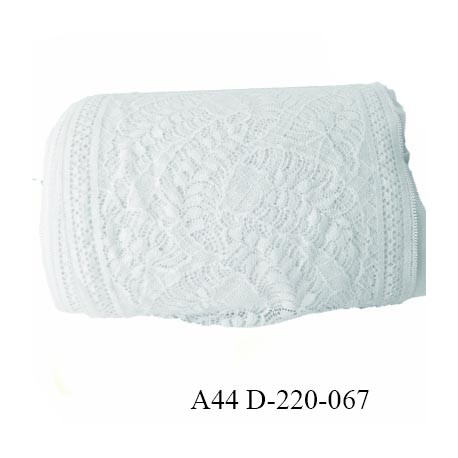 Dentelle 22 cm lycra brodée très haut de gamme largeur 22 centimètres couleur bleu très belle prix au mètre