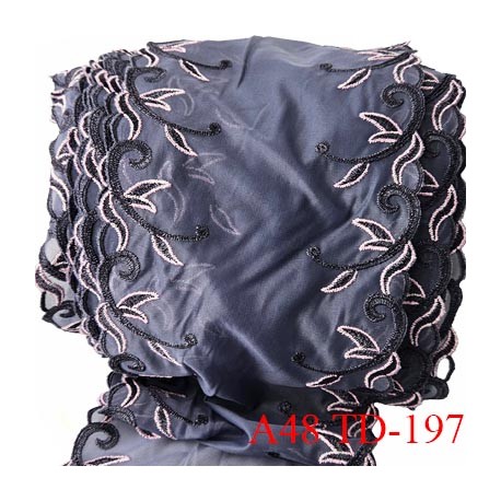 Dentelle brodée extensible 15 cm haut de gamme couleur violet brume et rose largeur 15 cm prix pour un mètre