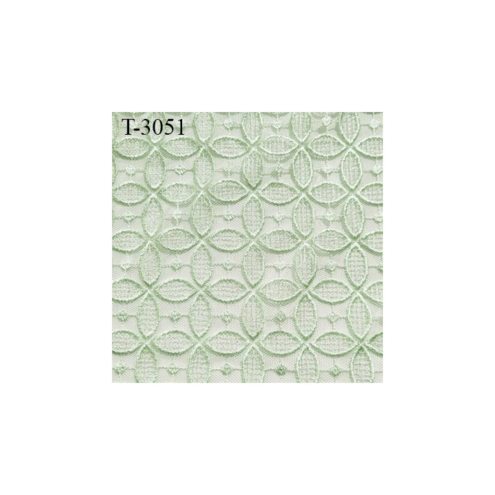 Dentelle brodé sur tulle non extensible couleur vert haut gamme largeur 135 cm prix pour 10 cm de long et 135 cm de largeur